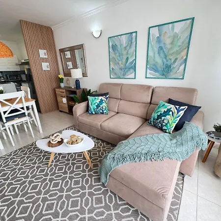 Hermoso En Bocagrande A Pasos De La Playa Apartamento