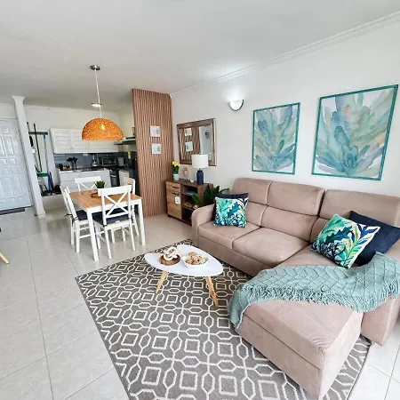 Hermoso En Bocagrande A Pasos De La Playa Apartamento *